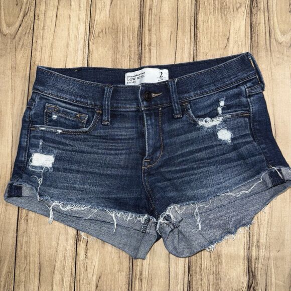 Abercrombie & Fitch Low Rise Distressed Cut Off Cuffed 2" Jean Shorts Size 26 - Picture 1 of 9